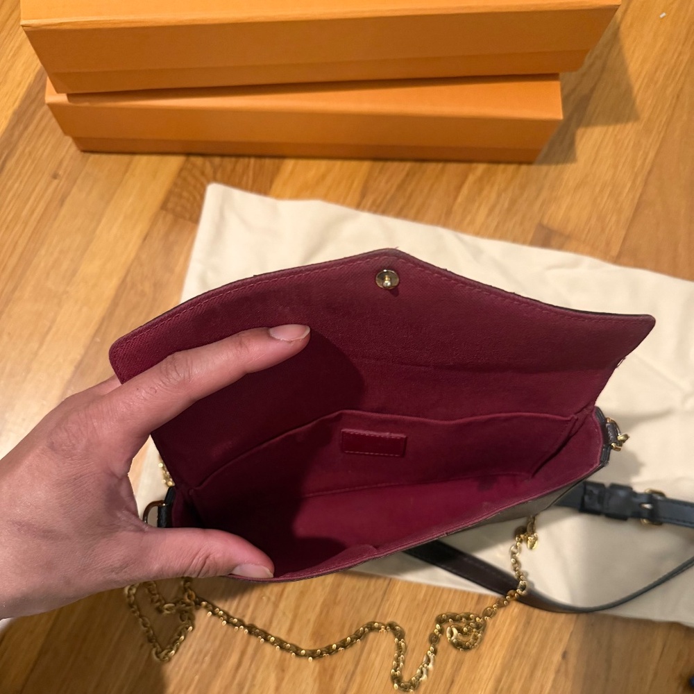 Louis Vuitton Pouchette Felicie - Picture 7 of 8